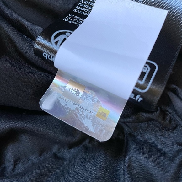 The North Face Women’s Minoqua Down Black Jacket - Picture 8 of 8